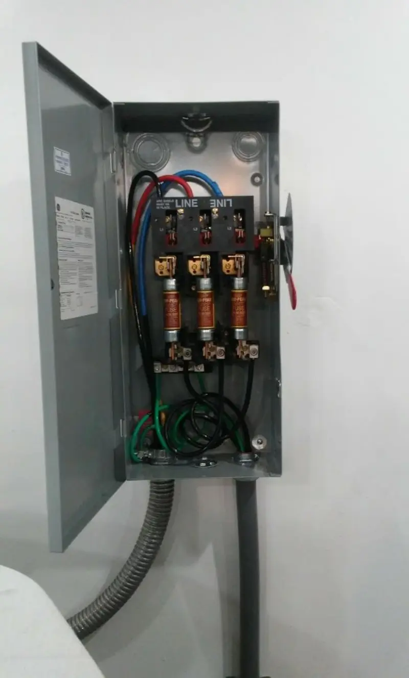 Three-phase disconnect switch installed for Smoke Detector Installation in Madison Heights